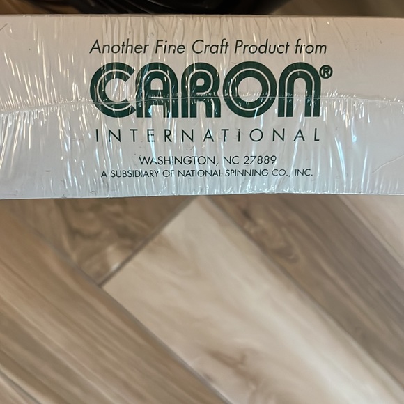 NWOT Sheepdog Latch Hook Kit 12” x 12” WonderArt Crafts - Latch Hook Included - Picture 4 of 7